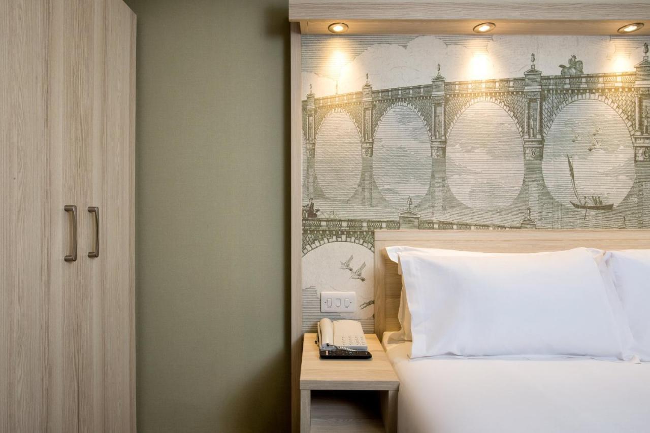 President Hotel Londra Esterno foto